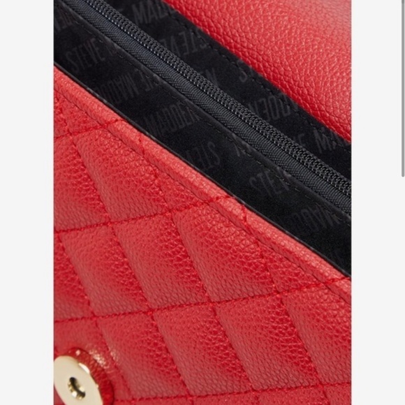 New Steve Madden Bnaomi Quilted Wallet on A String - Picture 2 of 9